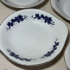 スープ皿 カレー皿 シチュー皿 洋食器 ブルー葡萄柄 イチヤマコ陶器の画像