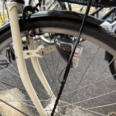 ★店頭にて試乗可★ J3410　【リユースのサカイ柏店】 軽快自転車　26インチ　オートライト　ホワイト　　簡易クリーニング済　 中古自転車 　流山市 中古自転車 松戸市 中古自転車 我孫子市 中古自転車 船橋市 中古自転車 守谷市 中古自転車 取手市 中古自転車　の画像