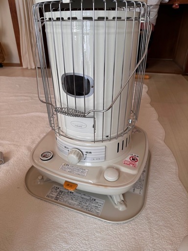 値下げしました！コロナ自然通気形開放式石油ストーブ　SL-6619 送料込み】コロナ 石油ストーブ SL-6619 ホワイト 2019年製 Amazon