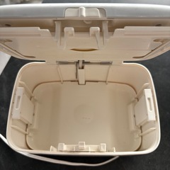 コンビ　おしり拭きウォーマーの画像