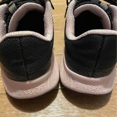 ニューバランス　スニーカー　レディース　の画像