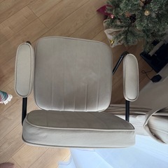 在宅用カジュアルオフィスチェアの画像