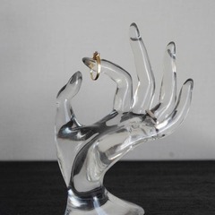 クリア アクリル ジュエリーホルダーの画像