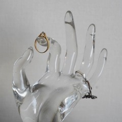 クリア アクリル ジュエリーホルダーの画像