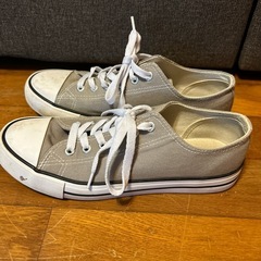 しまむら　スニーカー　24.5の画像