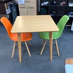 テーブルセットの画像