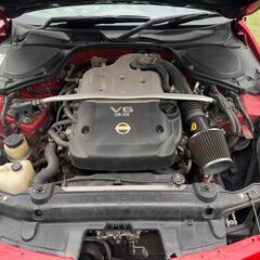 ローンは毎月12,700円～　日産　フェアレディZ　バージョンＴ　カーボンボンネット　６速ＭＴ　ＷＯＲＫ１９インチアルミホイール　ＨＰＩラジエーター　ＨＰＩエアクリーナー　社外エアロ　ＲＳＲダウンサス　ストラーダＢｌｕ－ｒａｙメモリーナビ　電動シート　シートヒーターの画像