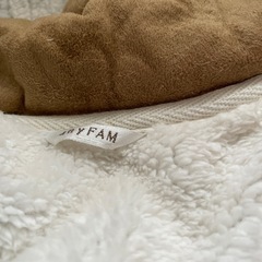 140コートの画像