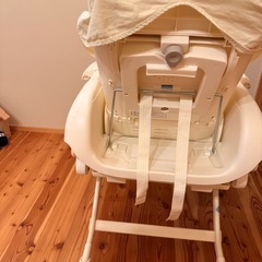 コンビ　ハイローチェアの画像