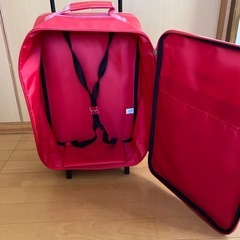 BABY DOLL  赤いキャリーケースの画像