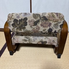 背の低い座椅子　　非対面対応します。の画像