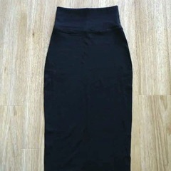 Artizia The Group Babaton 黒 タイトスカートの画像