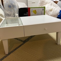 LOWYA ローテーブルの画像