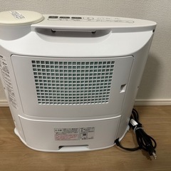 シャープ 加湿 セラミックファンヒーター 暖房 6(8)畳/加湿 8.5(14)畳/プラズマクラスター 7000 6畳 日本製 ホワイト HX-L120-Wの画像