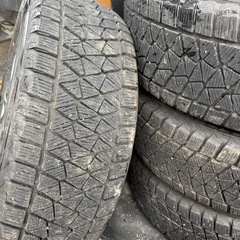 225/60R17スタッドレス4本ホイール付きの画像
