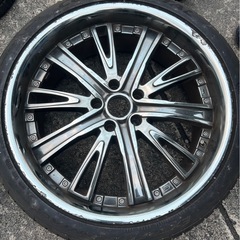 20インチ　アルミホイール
の画像