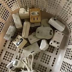 電源タップ50円〜1000円の画像