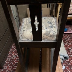 昭和
レトロな椅子の画像