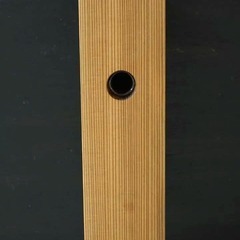 手作り木材製の花瓶の画像