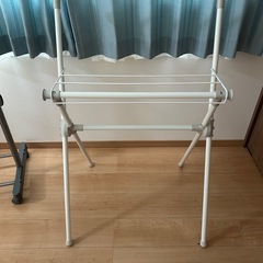 室内用 折りたたみ 物干し竿 の画像