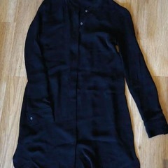 ARITZIA WILFRED・100%シルク絹・長袖ブラクワンピスの画像