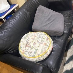 ソファーレザー2人掛け（今日明日締切）の画像