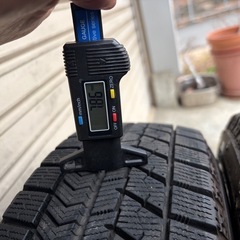 冬タイヤ14インチ★ 155/65R14 ★ コンパクトカー用アルミ付きブリヂストン製スタッドレス ★ バリ山! 深溝４本組 ★ ブリザック  ★ ノート アクア ヴイッツ スイフト用 ★ 群馬県発 ★ 手渡可の画像