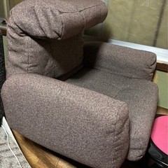 1人掛けリクライニングソファの画像