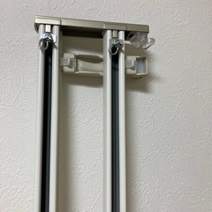 カーテンレールの画像