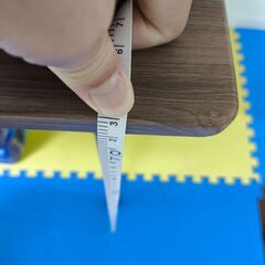 テーブル椅子3点セットの画像