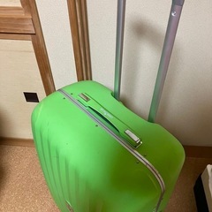 スーツケース　キャリーケースの画像
