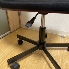 オフィスチェアの画像