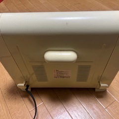 遠赤外線電気ストーブ　の画像
