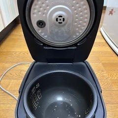 炊飯器 IRIS OHYAMA 5.5合の画像
