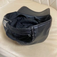 【12/25.29午前中、無料】ブラック キャップ シンプルデザインの画像