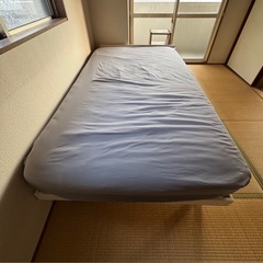 【25日まで・早い方優先】セミダブル ベッドフレーム／美品・引き取り限定の画像