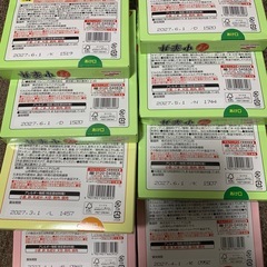 【値下げ不可】どんぶりの具 8個セットの画像