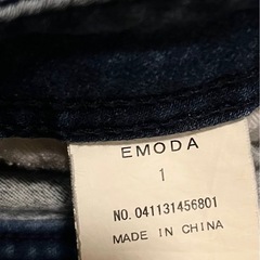 エモダ　デニム　スキニー　2点の画像