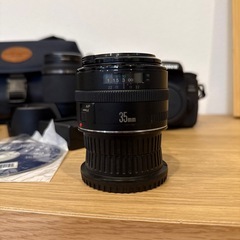 Canon8000d 単焦点レンズ　一眼レフセットの画像