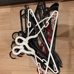 ハンガー　突っ張り棒の画像