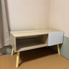 テレビ台の画像