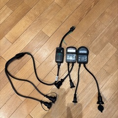 タイマーコンセント 防雨型 光センサー 屋外用 消灯時間設定 自動点灯 の画像