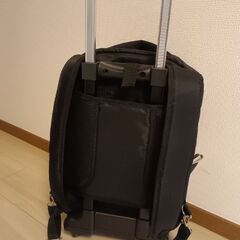 あげます　リュックキャリー(４輪・黒・ジャンク品)※取りに来てくださる方限定の画像