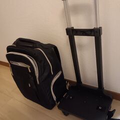 あげます　リュックキャリー(４輪・黒・ジャンク品)※取りに来てくださる方限定の画像