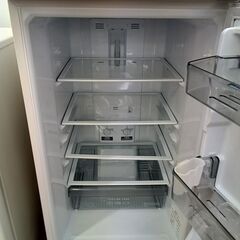 ★リユースのサカイつくば店★TK7782 MITSUBISHI 冷蔵庫 MR-P17K 168L 25年製 動作確認／クリーニング済み　【リユースのサカイつくば店】 の画像