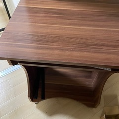 PCデスク　引き出し付き　キャスター付き　　机の画像