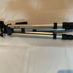 カメラ三脚 ☆無料に致しました まだ十分使えます 処分するのはもったいなくの画像