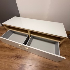 テレビ台の画像