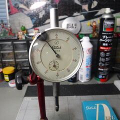 尾崎製作所のマイクロゲージとスタンドのセットの画像