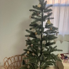 【募集中】【12月26日以降お渡し予定】IKEA クリスマスツリー　150センチ　オーナメント付き🎄　の画像